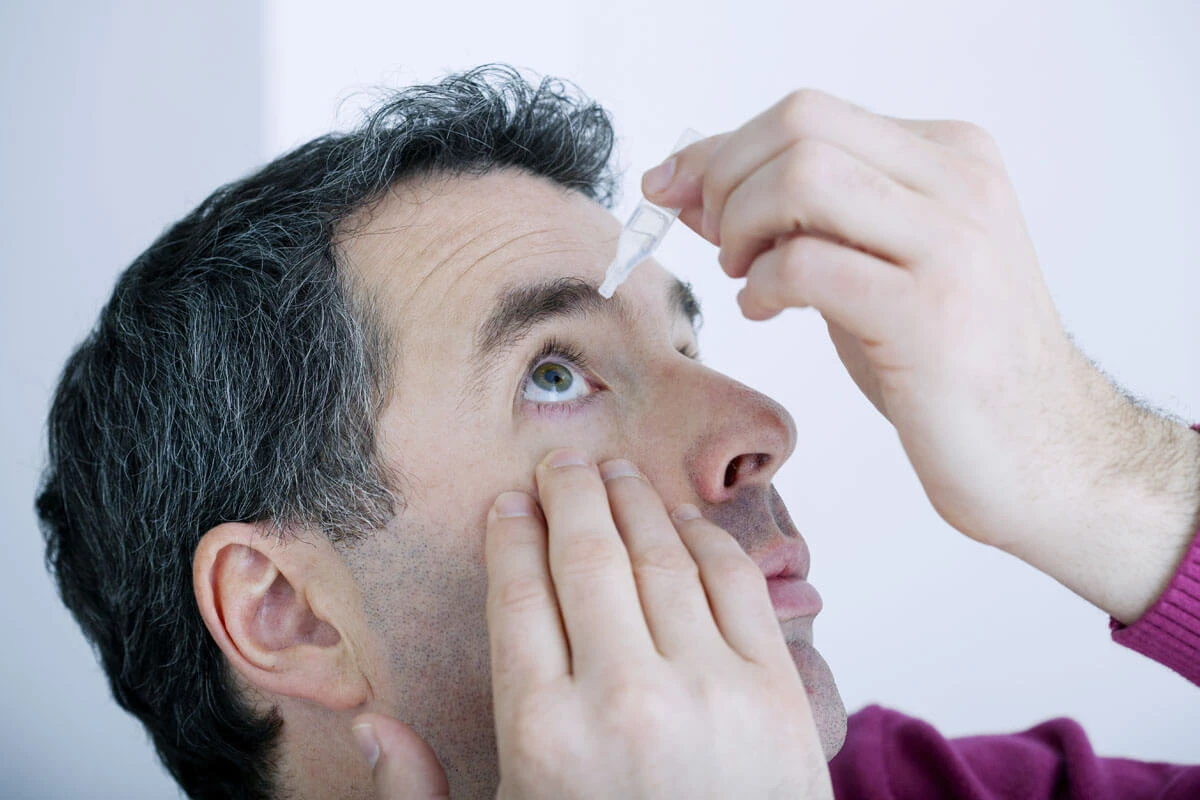 Keine Selbsthilfe bei roten Augen